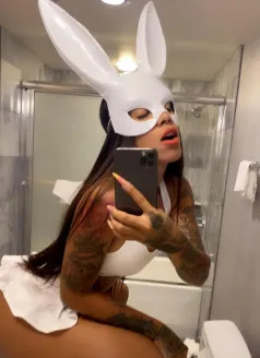  Лора, 25, 